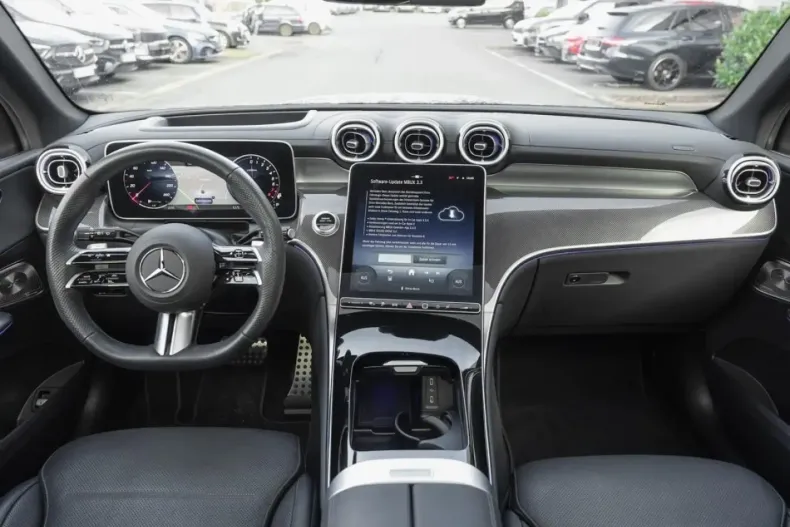 Mercedes-Benz GLC 400 (Clasa GLC) din 2025 cu 26.100 km - oferta MER196581 - foto 8