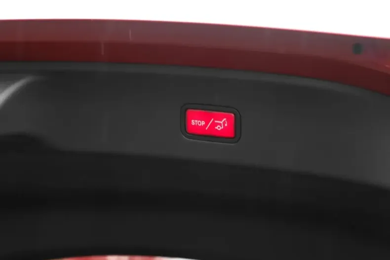 Mercedes-Benz GLC 220 (Clasa GLC) din 2025 cu 15.000 km - oferta MER196582 - foto 7