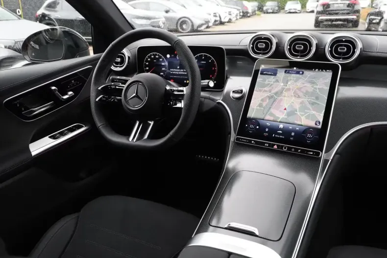 Mercedes-Benz GLC 220 (Clasa GLC) din 2025 cu 15.000 km - oferta MER196582 - foto 8