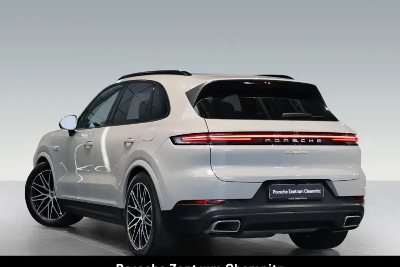 Porsche Cayenne din 2024 cu 22.400 km - oferta POR196583 - foto 3