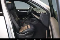 Porsche Cayenne din 2024 cu 22.400 km - oferta POR196583 - foto 13