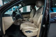 Porsche Cayenne din 2021 cu 69.952 km - oferta POR196587 - foto 10