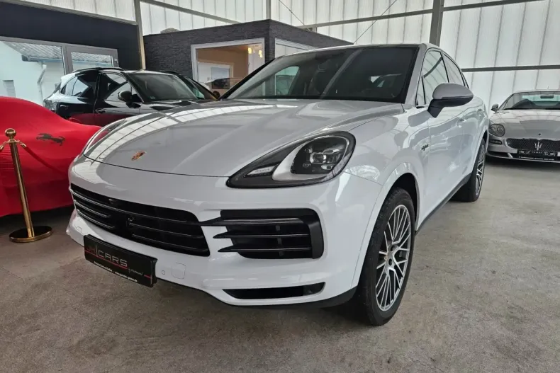 Porsche Cayenne din 2022 cu 83.000 km - oferta POR196589 - foto 1
