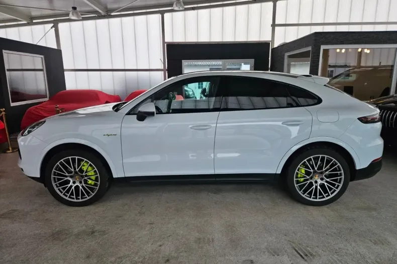 Porsche Cayenne din 2022 cu 83.000 km - oferta POR196589 - foto 7