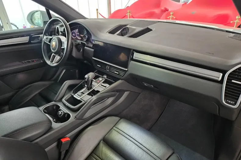 Porsche Cayenne din 2022 cu 83.000 km - oferta POR196589 - foto 13