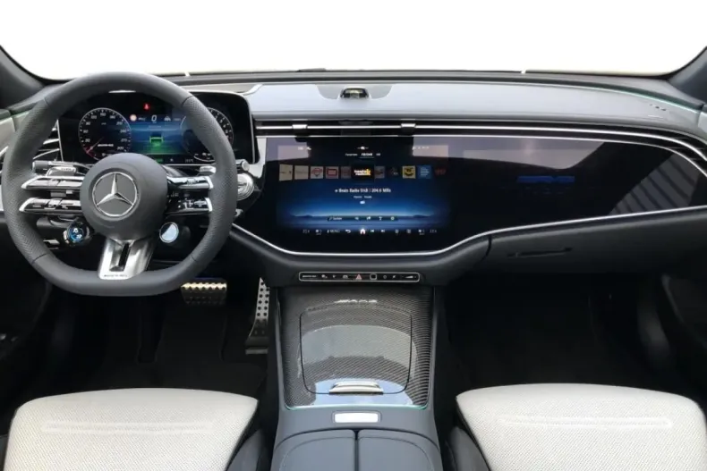 Mercedes-Benz E 53 AMG (Clasa E) din 2025 cu 5.800 km - oferta MER196591 - foto 4