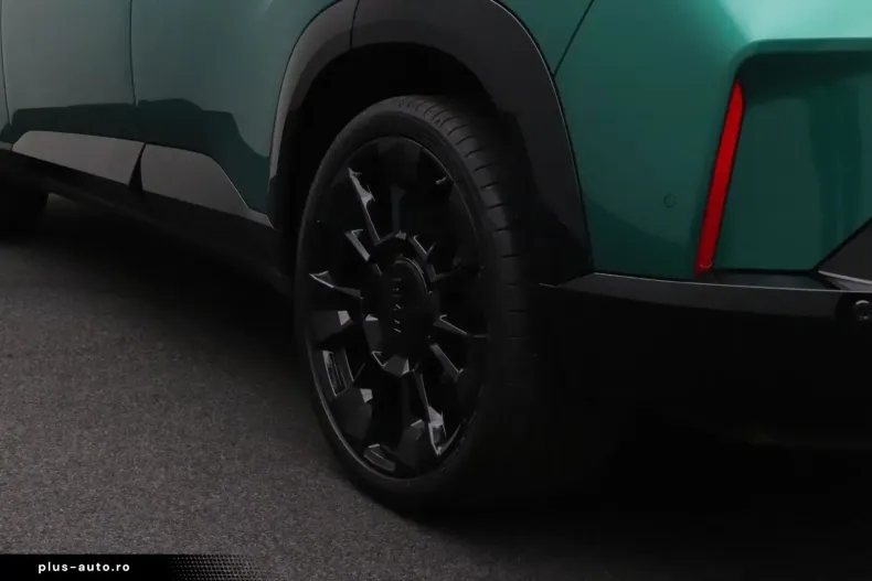 BMW XM (Seria X) din 2025 cu 23.088 km - oferta BMW196592 - foto 16