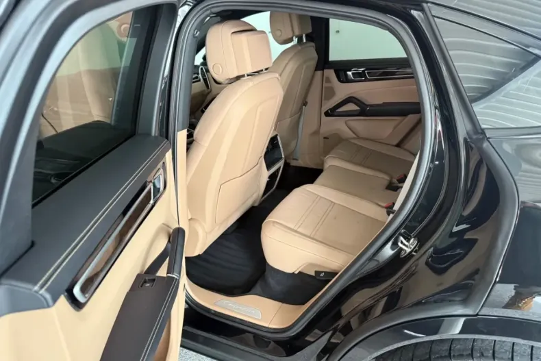 Porsche Cayenne din 2023 cu 29.780 km - oferta POR196598 - foto 15