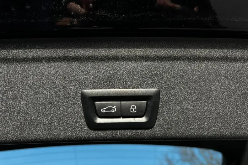 BMW X6 (Seria X) din 2023 cu 88.215 km - oferta BMW196599 - foto 13