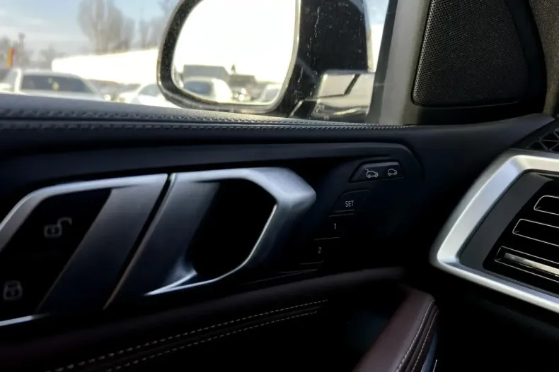 BMW X6 (Seria X) din 2023 cu 88.215 km - oferta BMW196599 - foto 22