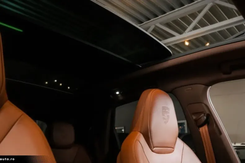 Porsche Cayenne din 2022 cu 74.222 km - oferta POR196605 - foto 11