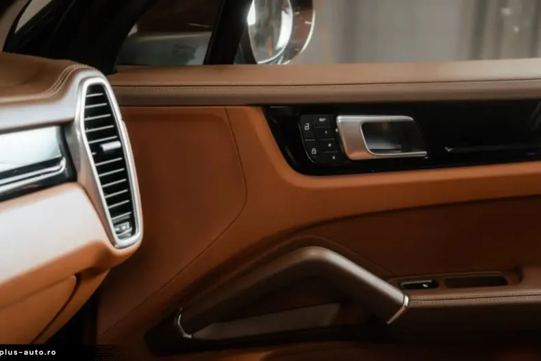 Porsche Cayenne din 2022 cu 74.222 km - oferta POR196605 - foto 21