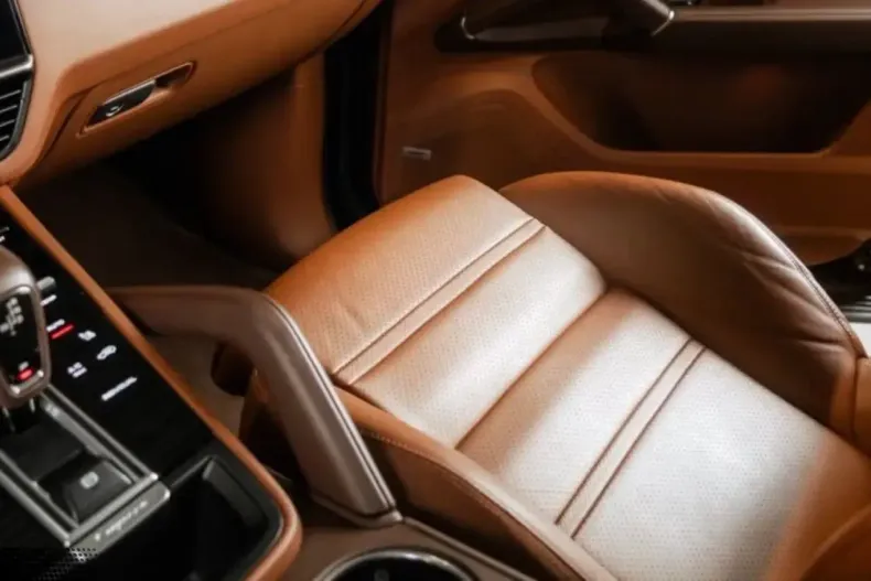 Porsche Cayenne din 2022 cu 74.222 km - oferta POR196605 - foto 22