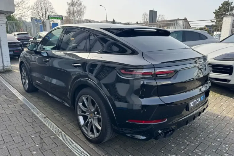 Porsche Cayenne din 2023 cu 49.000 km - oferta POR196606 - foto 3