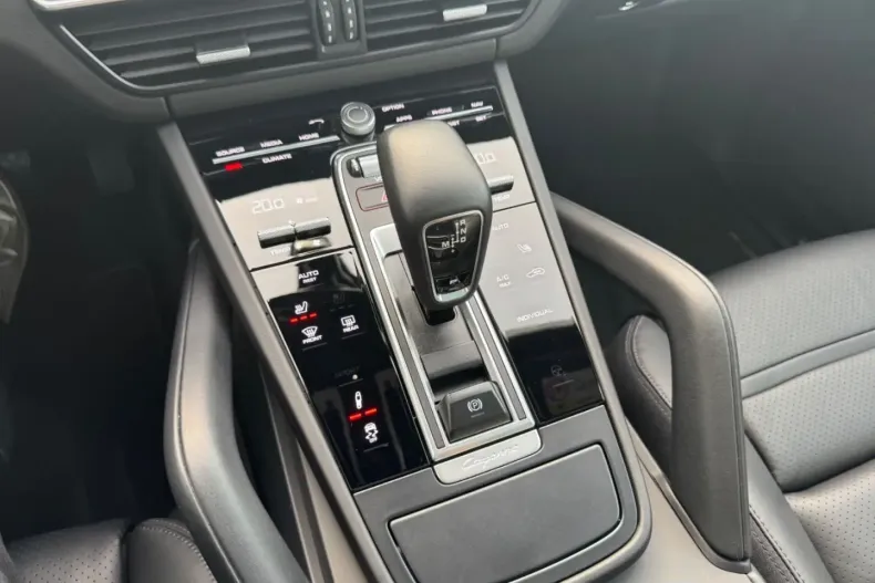 Porsche Cayenne din 2023 cu 49.000 km - oferta POR196606 - foto 42