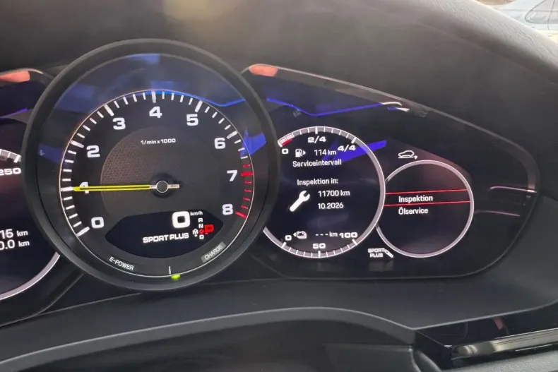 Porsche Cayenne din 2023 cu 49.000 km - oferta POR196606 - foto 45