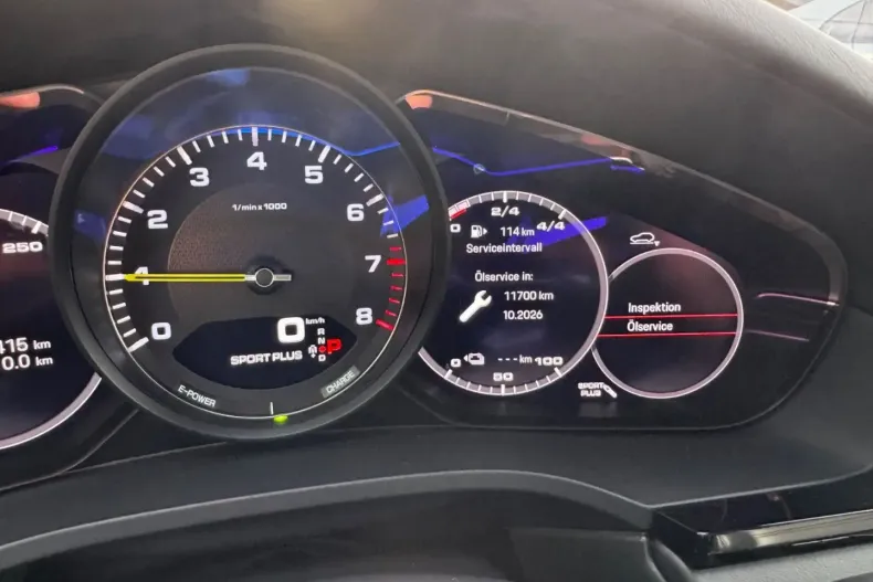 Porsche Cayenne din 2023 cu 49.000 km - oferta POR196606 - foto 46