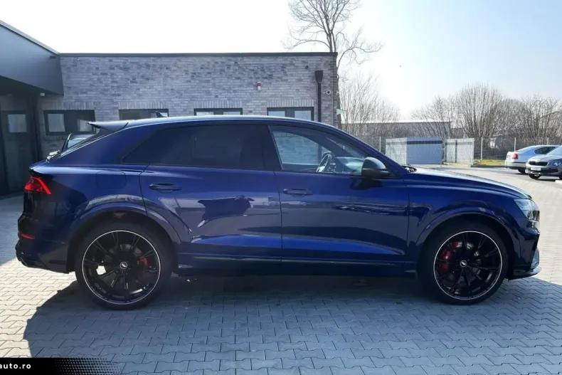 Audi SQ8 din 2023 cu 1.100 km - oferta AUD196609 - foto 6