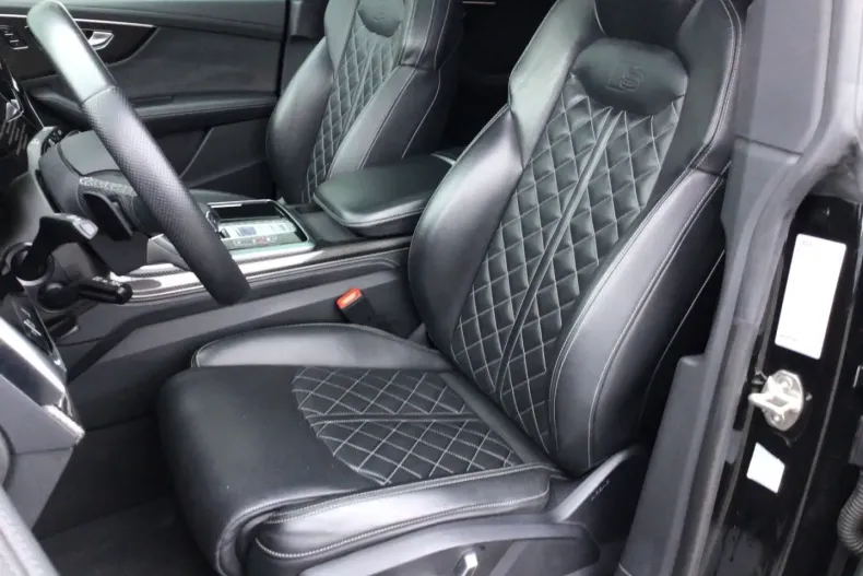 Audi SQ8 din 2023 cu 120.900 km - oferta AUD196614 - foto 2