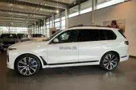 BMW X7 (Seria X) din 2024 cu 22.659 km - oferta BMW196630 - foto 4