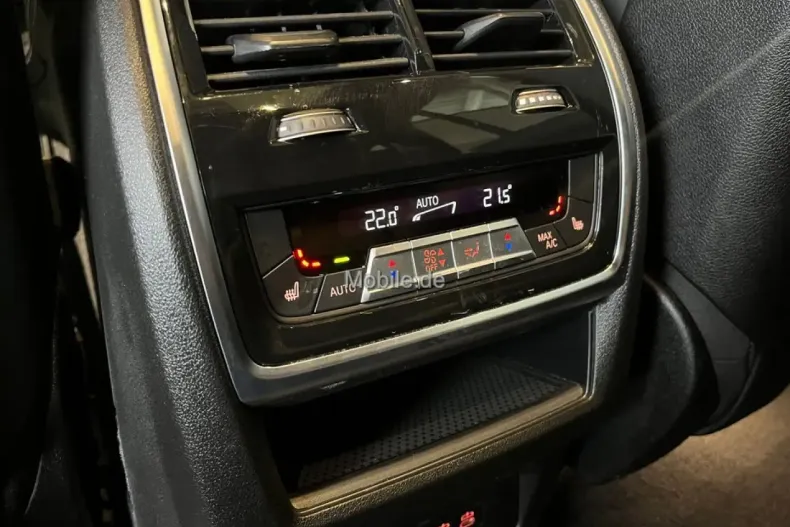 BMW X7 (Seria X) din 2024 cu 22.659 km - oferta BMW196630 - foto 24