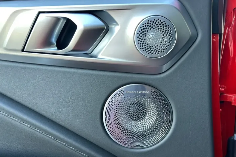 BMW XM (Seria X) din 2024 cu 4.788 km - oferta BMW196632 - foto 10