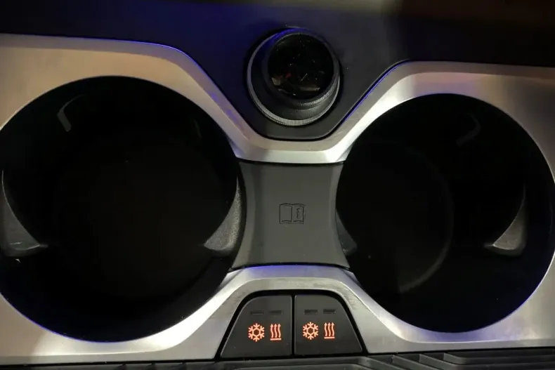 BMW XM (Seria X) din 2025 cu 28.500 km - oferta BMW196633 - foto 19