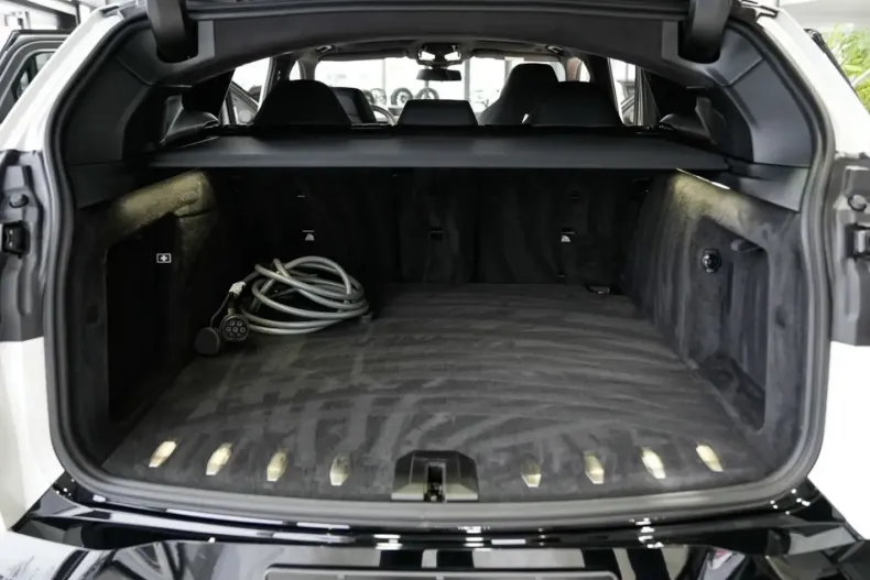 BMW XM (Seria X) din 2024 cu 17.336 km - oferta BMW196634 - foto 30