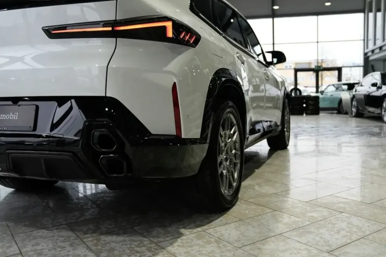 BMW XM (Seria X) din 2024 cu 17.336 km - oferta BMW196634 - foto 33