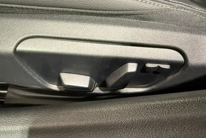 BMW Z4 M (Seria Z) din 2025 cu 11.500 km - oferta BMW196635 - foto 16