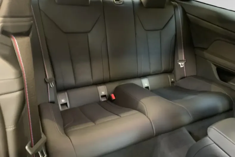 BMW M4 (Seria 4) din 2025 cu 7.850 km - oferta BMW196639 - foto 9