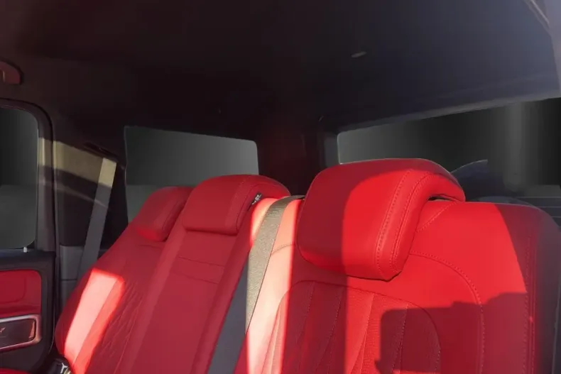 Mercedes-Benz G 400 (Clasa G) din 2022 cu 12.150 km - oferta MER196644 - foto 10