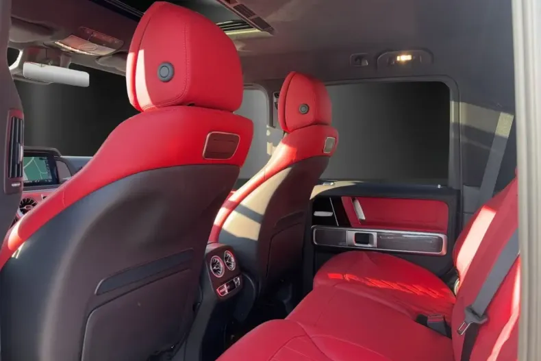 Mercedes-Benz G 400 (Clasa G) din 2022 cu 12.150 km - oferta MER196644 - foto 11