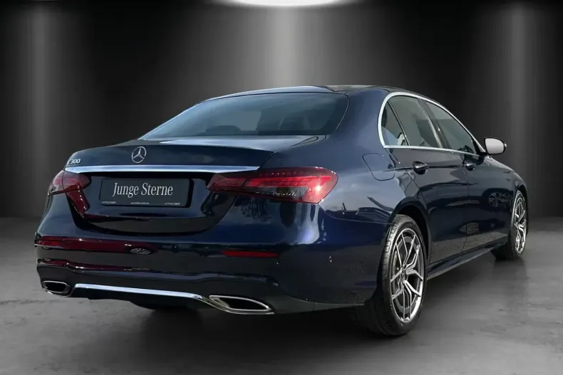 Mercedes-Benz E 300 (Clasa E) din 2021 cu 39.320 km - oferta MER196657 - foto 5