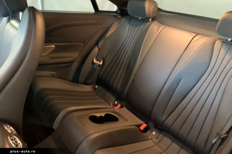Mercedes-Benz E 400 (Clasa E) din 2021 cu 89.150 km - oferta MER196659 - foto 7