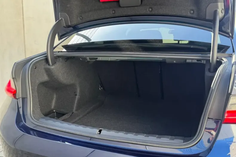 BMW 320 (Seria 3) din 2024 cu 58.100 km - oferta BMW196661 - foto 20