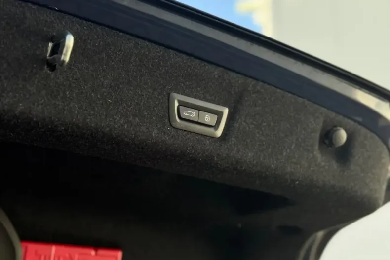 BMW 320 (Seria 3) din 2024 cu 58.100 km - oferta BMW196661 - foto 21