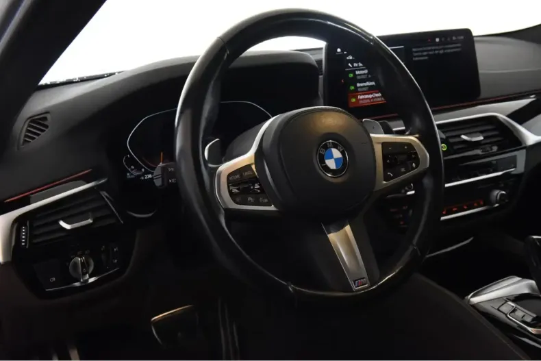 BMW 530 (Seria 5) din 2022 cu 66.662 km - oferta BMW196662 - foto 5