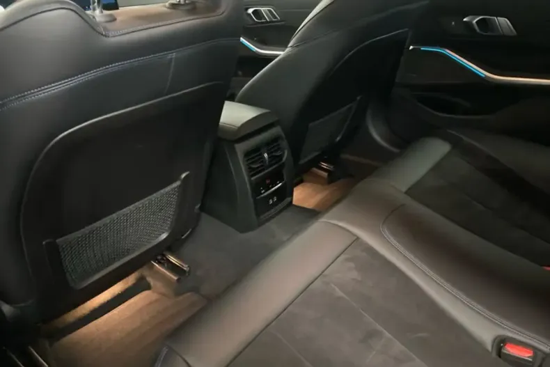 BMW 330 (Seria 3) din 2023 cu 48.550 km - oferta BMW196665 - foto 11