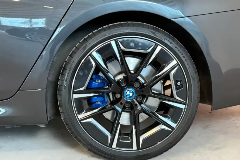 BMW 530 (Seria 5) din 2022 cu 45.700 km - oferta BMW196666 - foto 6