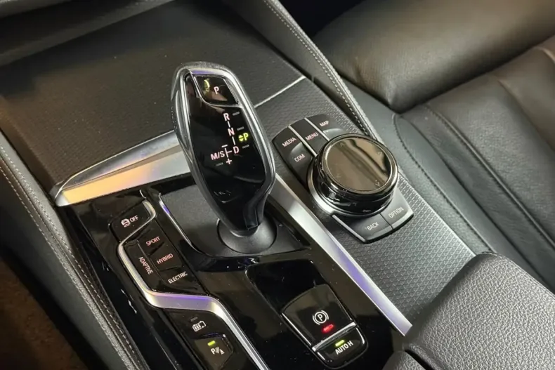 BMW 530 (Seria 5) din 2022 cu 45.700 km - oferta BMW196666 - foto 24