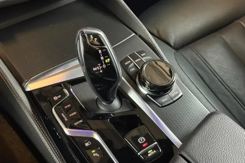 BMW 530 (Seria 5) din 2022 cu 45.893 km - oferta BMW196667 - foto 21