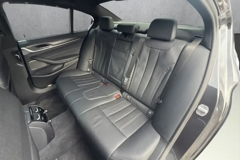 BMW 530 (Seria 5) din 2022 cu 45.893 km - oferta BMW196667 - foto 23