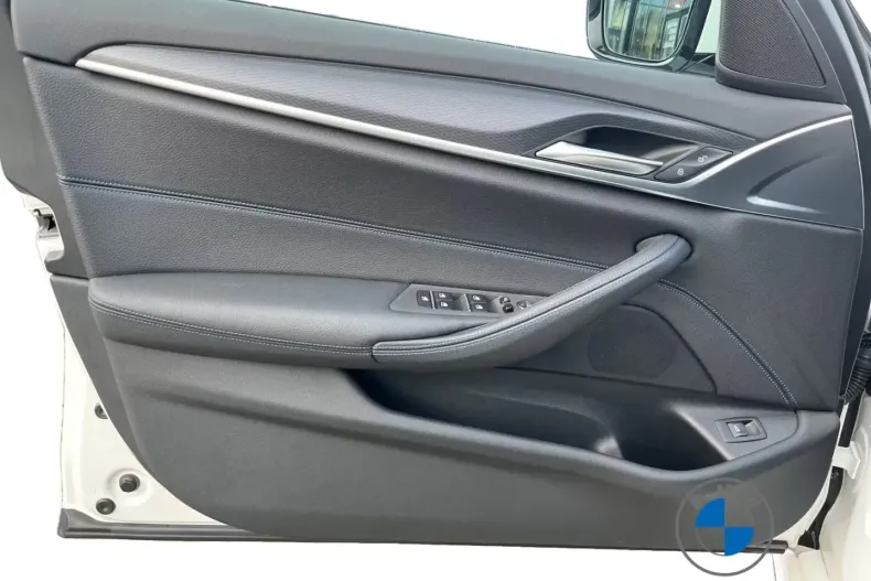 BMW 520 (Seria 5) din 2021 cu 48.822 km - oferta BMW196673 - foto 13