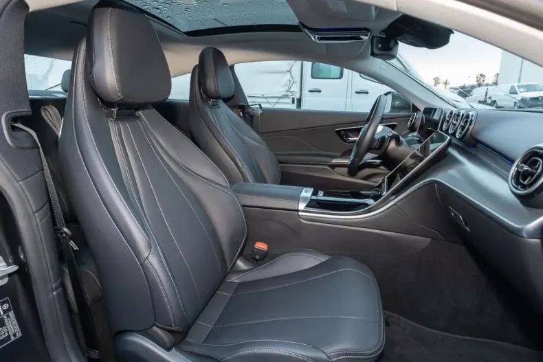 Mercedes-Benz CLE 180 (Clasa CLE) din 2025 cu 12.598 km - oferta MER196679 - foto 8