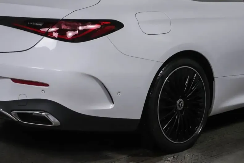 Mercedes-Benz CLE 180 (Clasa CLE) din 2024 cu 14.600 km - oferta MER196680 - foto 3