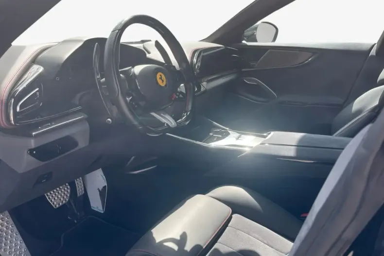 Ferrari Purosangue din 2023 cu 18.800 km - oferta FER196684 - foto 13