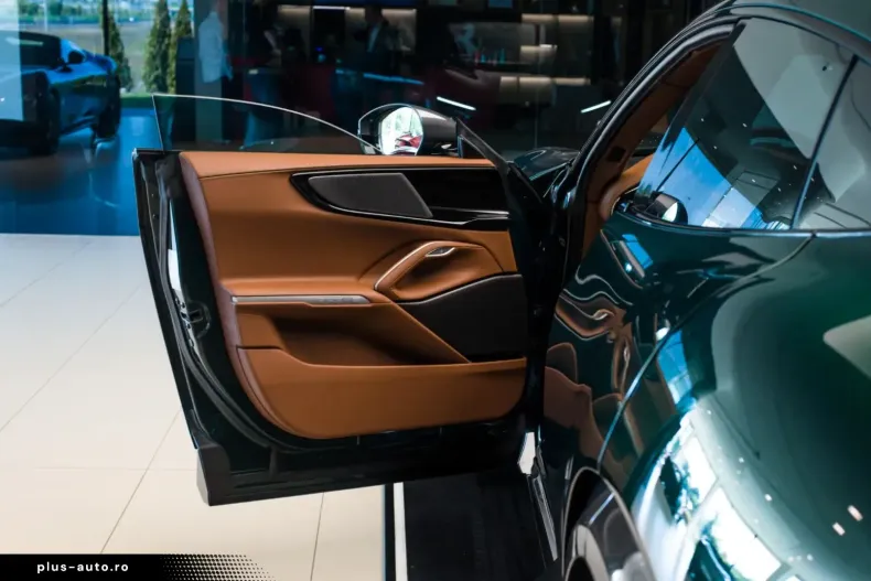 Ferrari Purosangue din 2024 cu 12.900 km - oferta FER196695 - foto 11