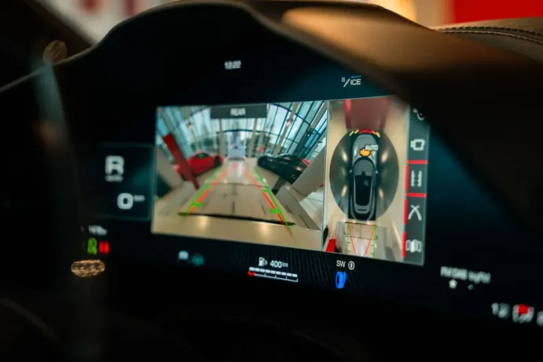 Ferrari Purosangue din 2023 cu 14.280 km - oferta FER196700 - foto 26