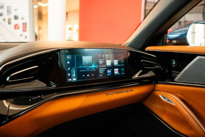 Ferrari Purosangue din 2023 cu 14.280 km - oferta FER196700 - foto 27